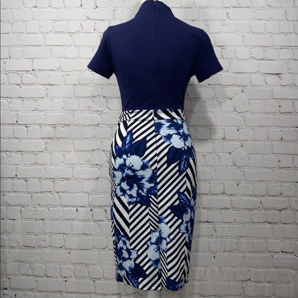 Vintage Vibe Bodycon Midi Short Sleeve Floral Dress Homeyee Spring/Summer Small - Picture 4 of 7